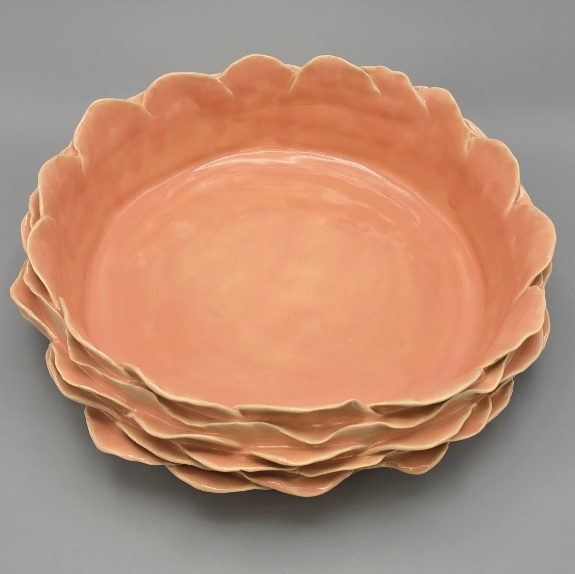 Petal Light Peach Serving Dish & Centerpiece Large
