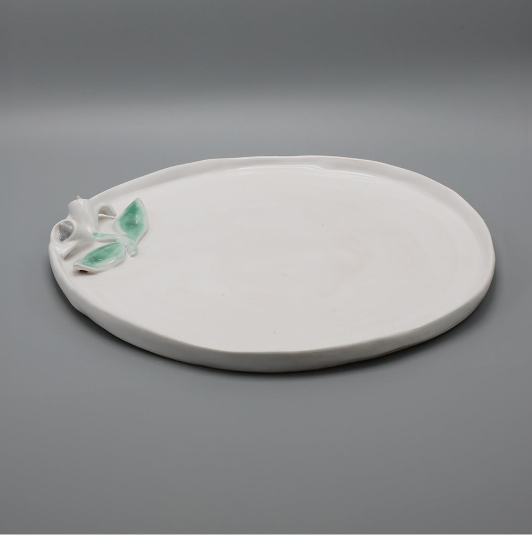 Calla Mist White Flat Plate Medium