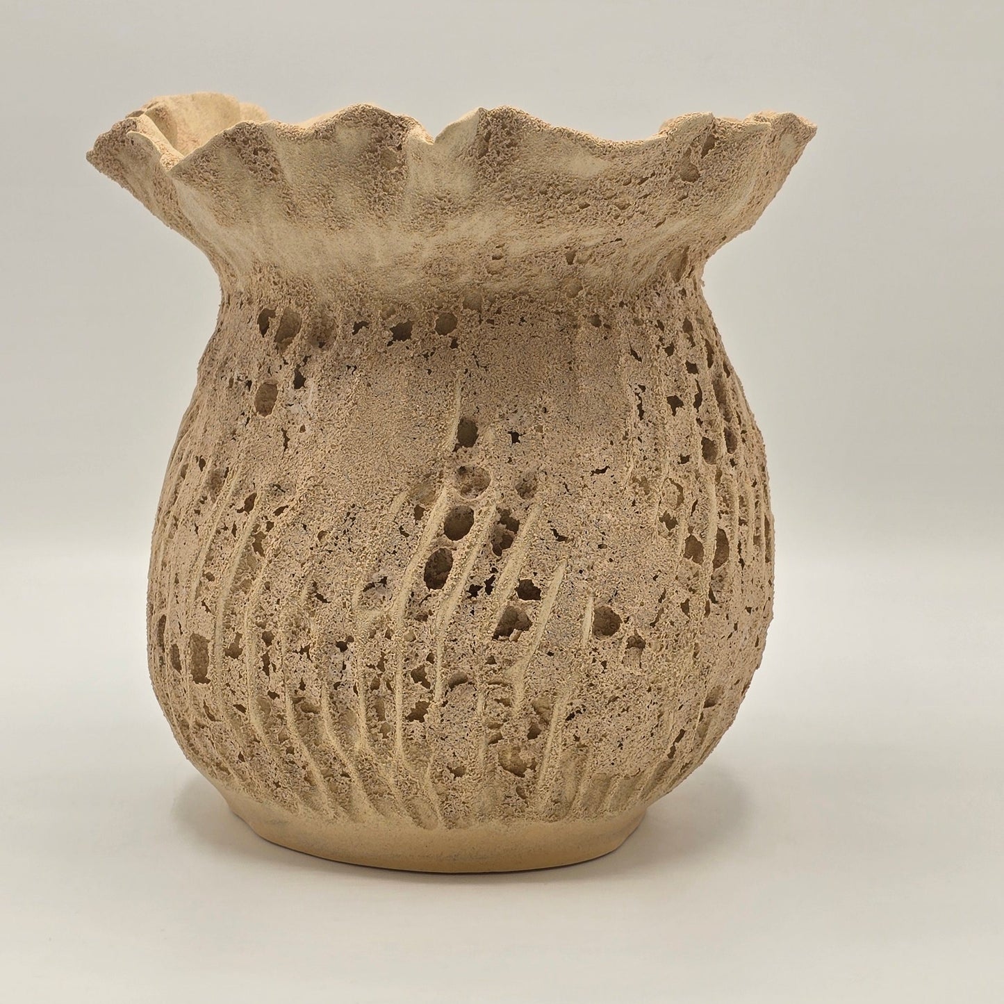 Sculpt Fleur Fossile Vessel