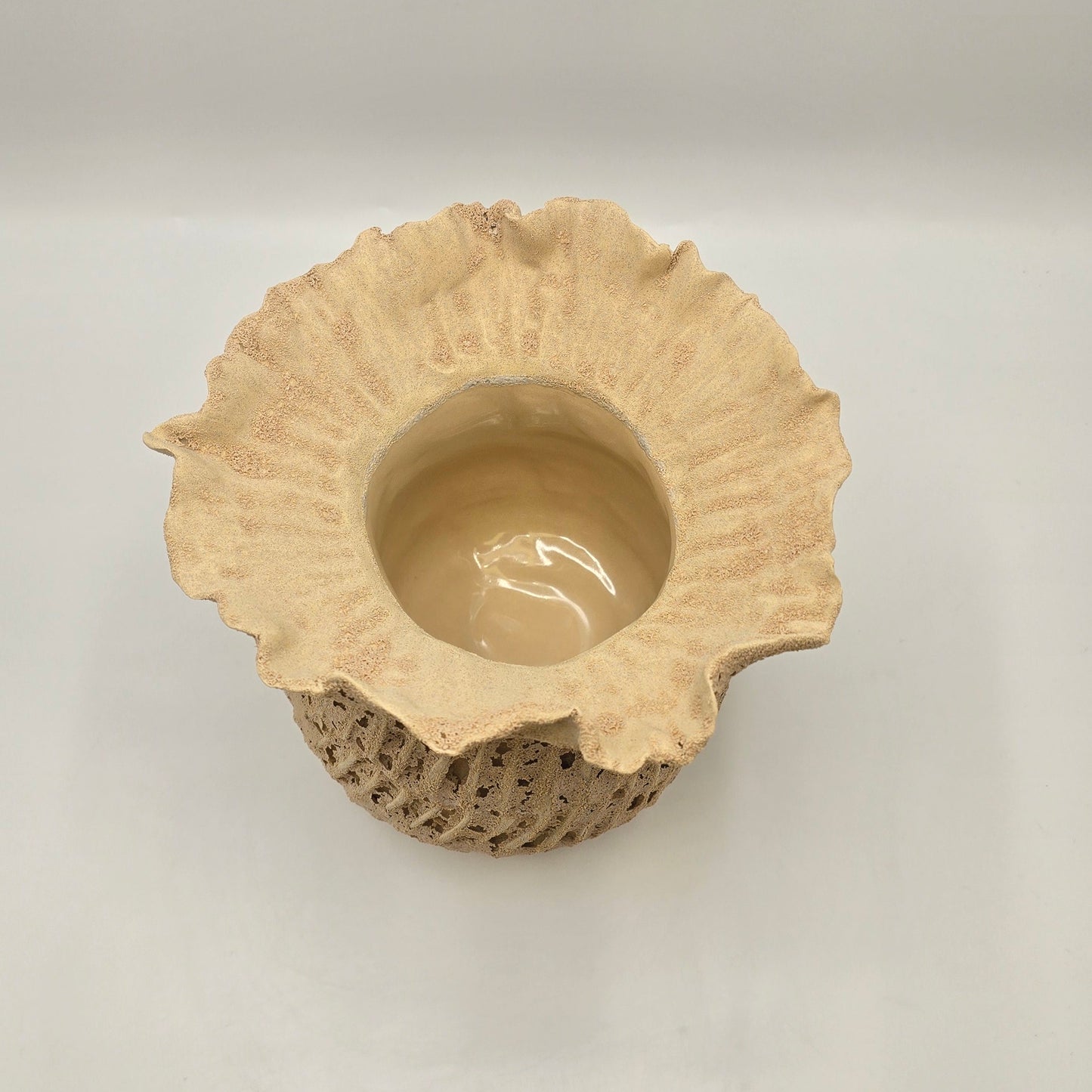 Sculpt Fleur Fossile Vessel