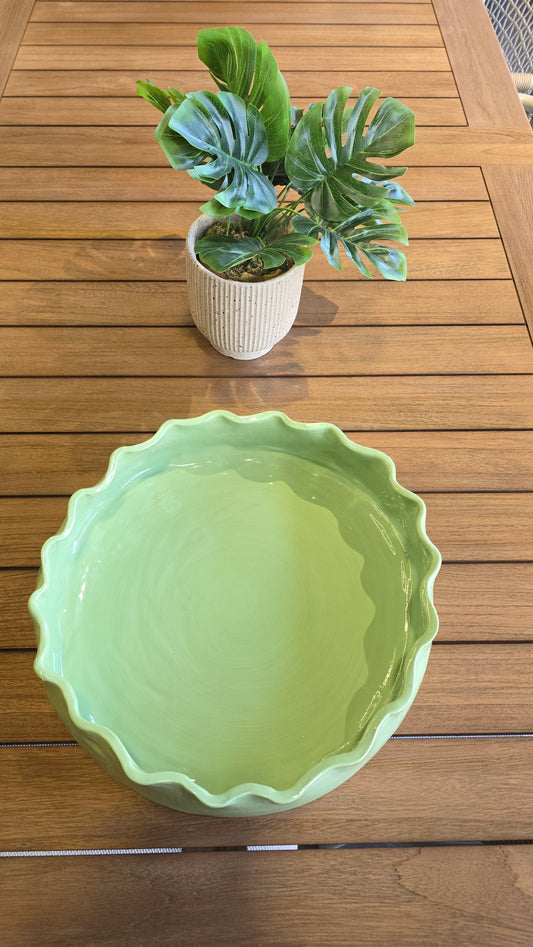 Serving plate fresh green